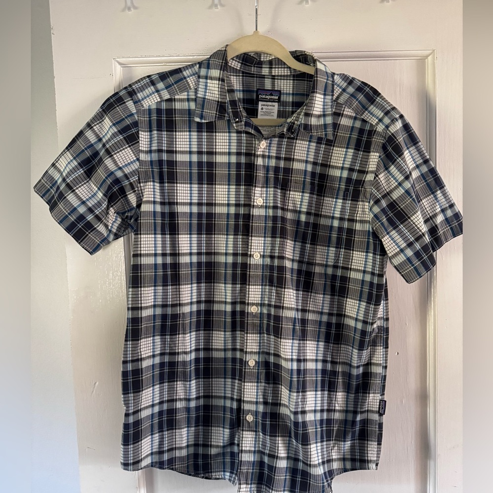 Patagonia Men's Blue Plaid Shirt